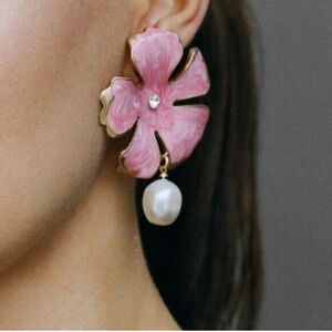 ZARA Pink Flower Pearl Earrings